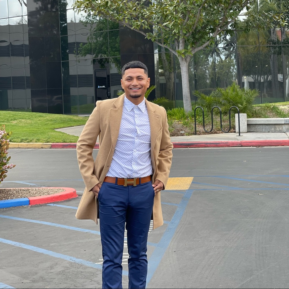 Meet your Posher, Jose